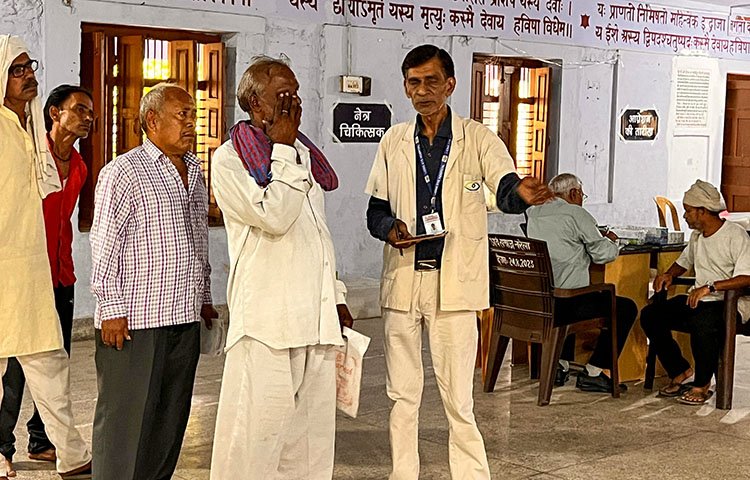 Eye Camp at Arya Samaj, Nerala organized by Pandit Jagdish Ji
